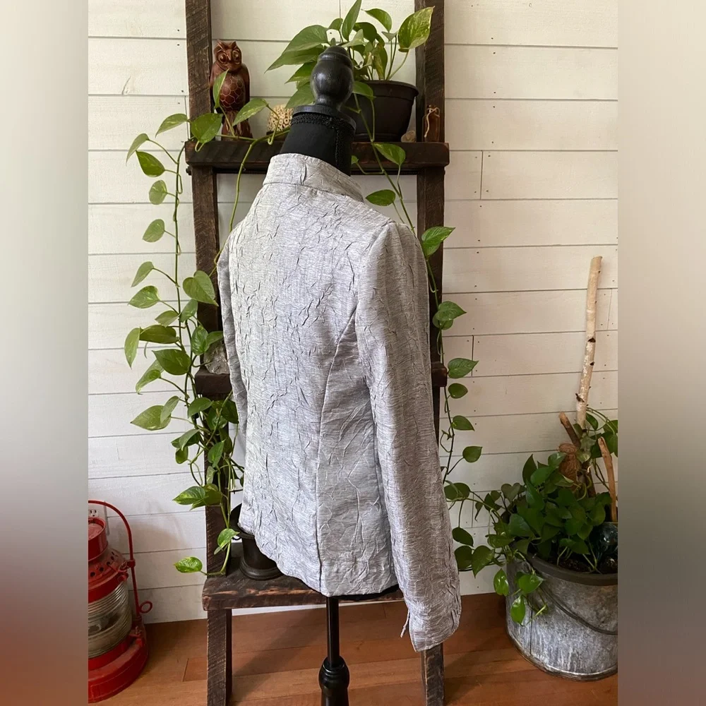 Chico’s: Gray Crinkle Textured Jacket
